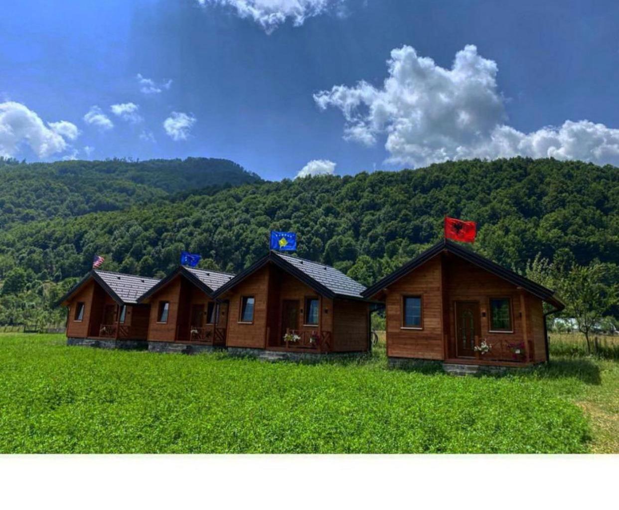 Peraj Guesthouse Vermosh Exteriér fotografie